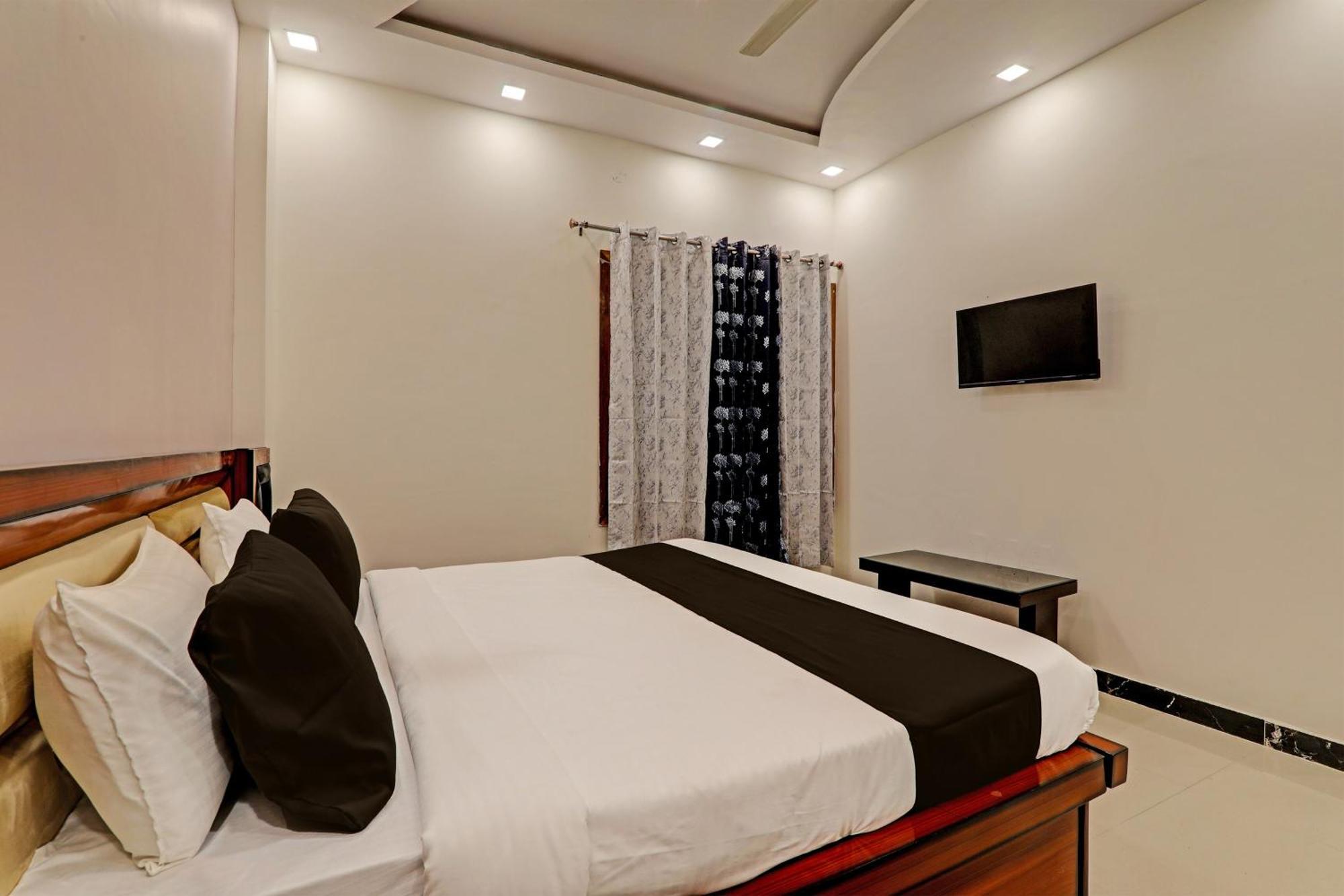 Hotel O Awadh International Bela Pratapgarh Eksteriør billede